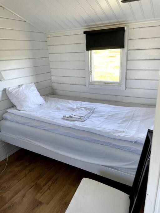 Stuga Med Panoramautsikt, Paradis Foer Fagelskadare Och Vandrare, Sjaelvstaed Efter Besoek Mörbylånga Esterno foto