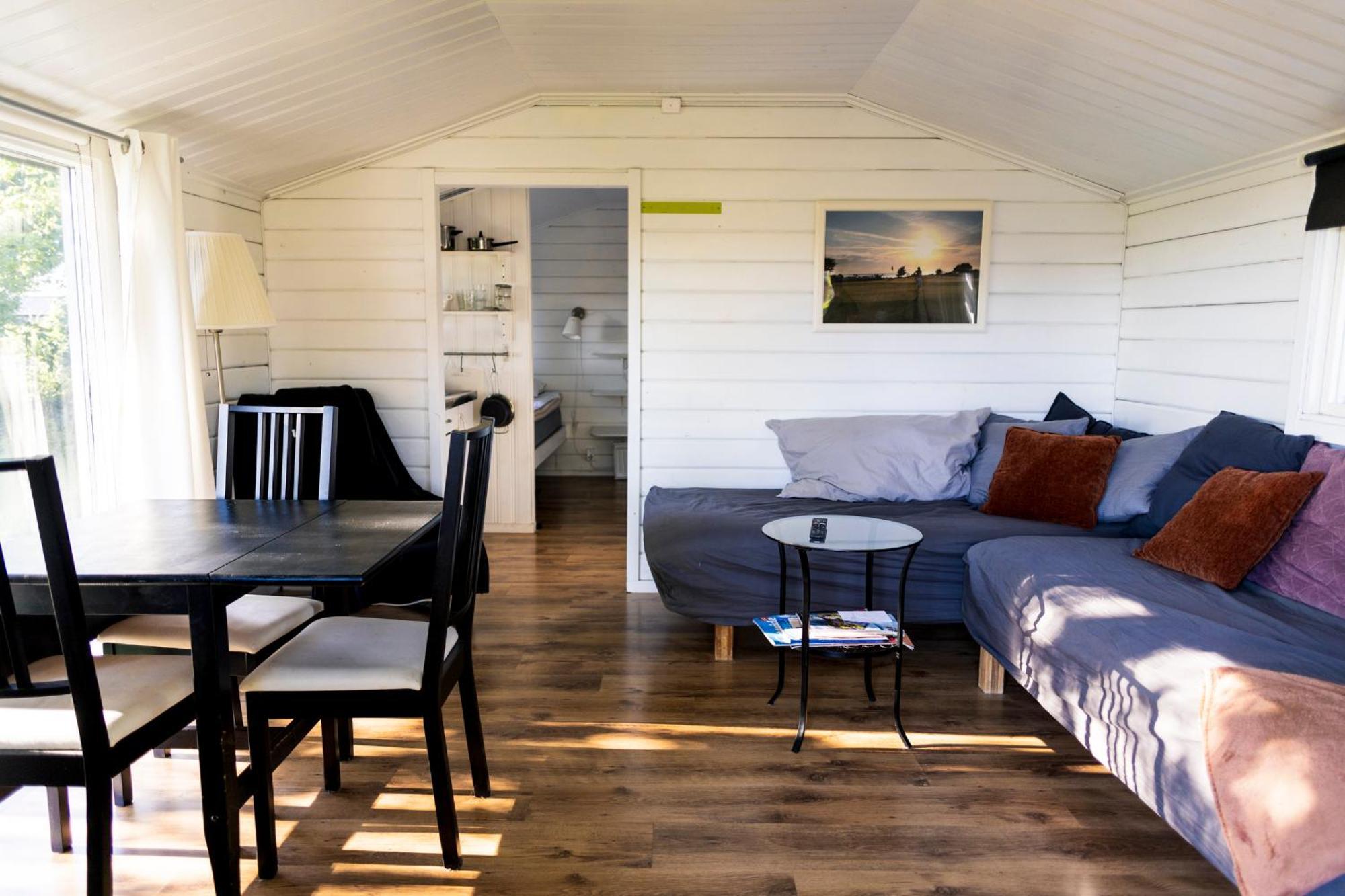 Stuga Med Panoramautsikt, Paradis Foer Fagelskadare Och Vandrare, Sjaelvstaed Efter Besoek Mörbylånga Esterno foto